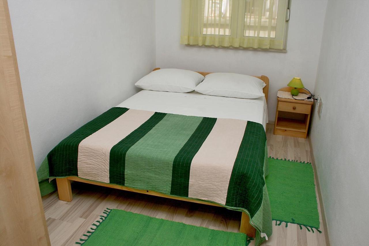 Apartments With A Parking Space Bilo, Primosten - 12870 외부 사진