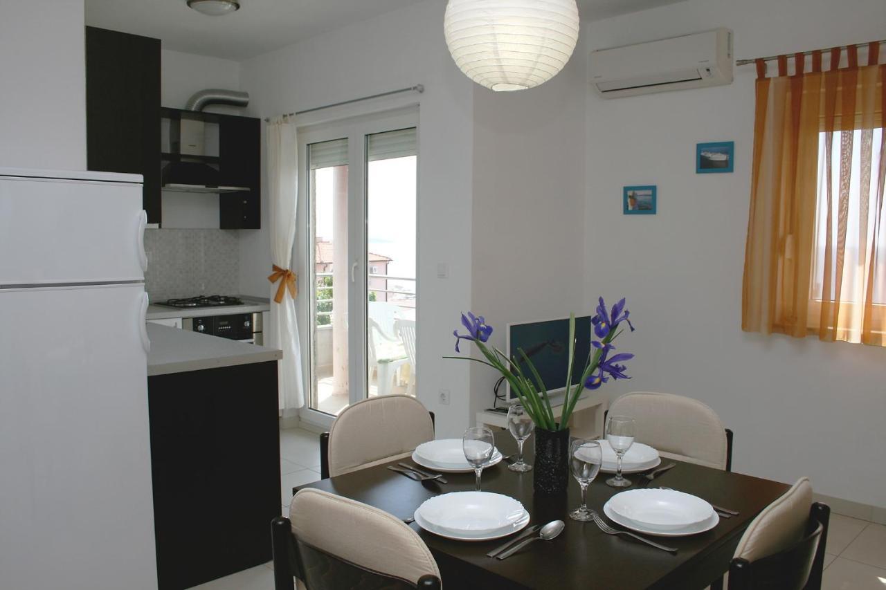 Apartments With A Parking Space Bilo, Primosten - 12870 외부 사진